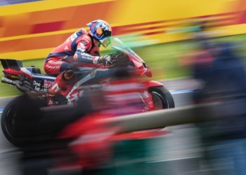 Honda HRC Castrol full intense Friday in Phillip Island