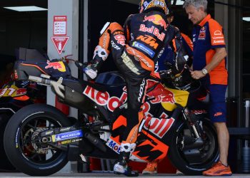 One struggling KTM MotoGP star provides blunt “3/10” score on 2025 season
