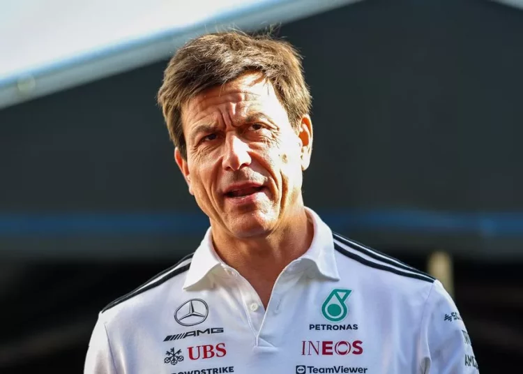 Toto Wolff in superior talks to promote Mercedes shares as future as staff boss turns into clear